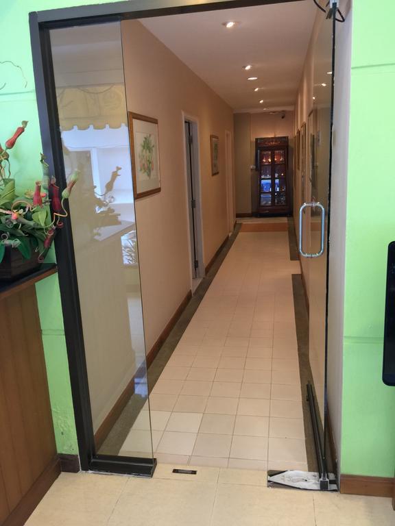 Smile Inn Patong Екстериор снимка